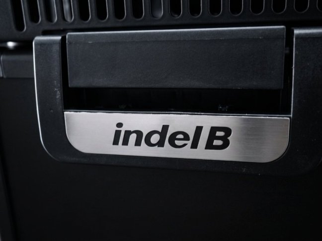 Indel B Cruise 100-1 DX OFF vestavná kompresorová chladnička