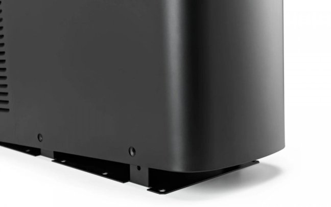 Montážní sada není součástí balení, je třeba ji objednat zvlášť.