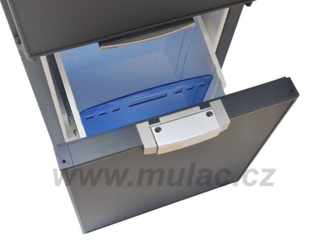 SLIM150 CHR VITRIFRIGO 12/24V 150 litrů - černá