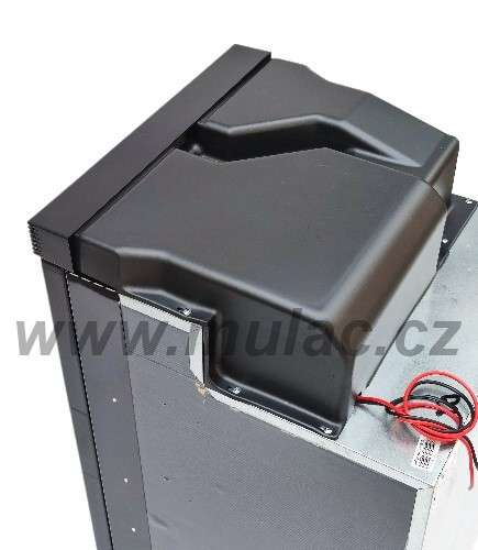 Indel B SLIM 70 OFF vestavná kompresorová chladnička, 12/24V