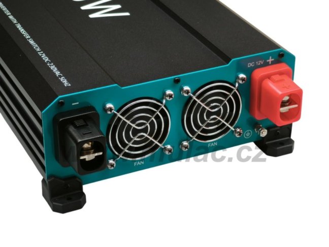Renogy 3000W 12V měnič napětí čistá sinusoida, integrovaný automatický stykač 230V/12V