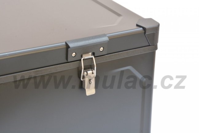 TB74 STEEL BLACK OFF kompresorová autochladnička, 71L, 12/24V