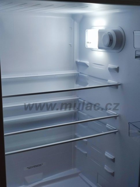 C220DP VITRIFRIGO vestavná kompresorová autochladnička 12/24V, 220 litrů, Vitrifrigo